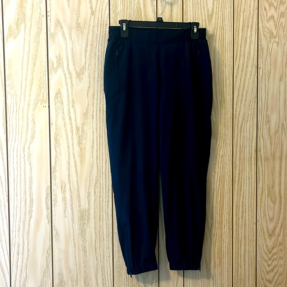 Women’s athletic joggers